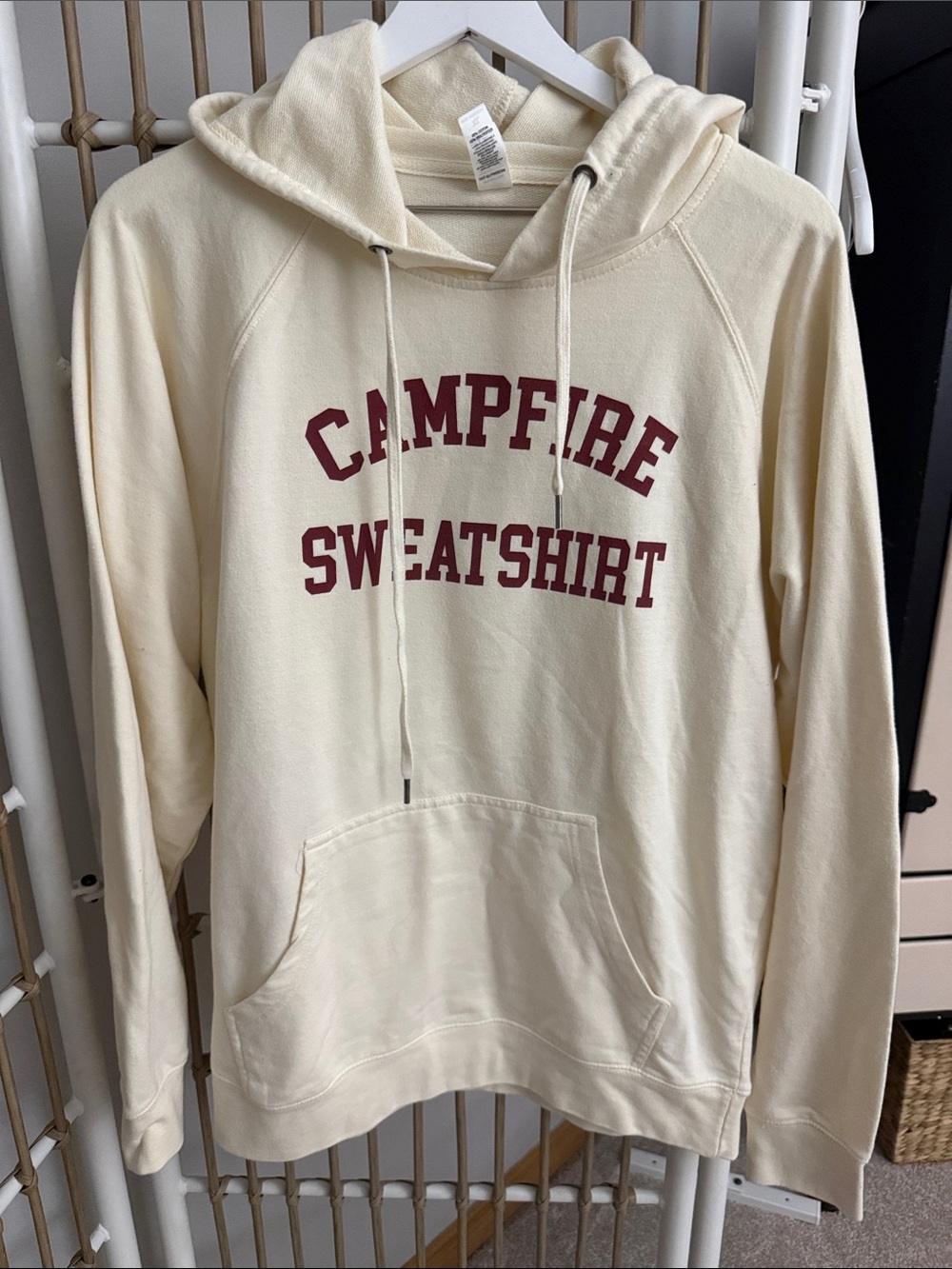 Cream 'Campfire Sweatshirt' Pullover Hoodie